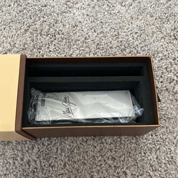 MAUI JIM Box Only - Picture 3 of 4